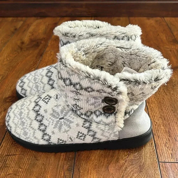 New Dear foams boot - Picture 2 of 5